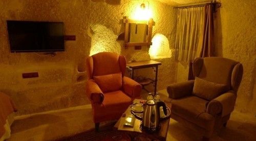 King Cave Hotel By Traveller'S 格雷梅 外观 照片